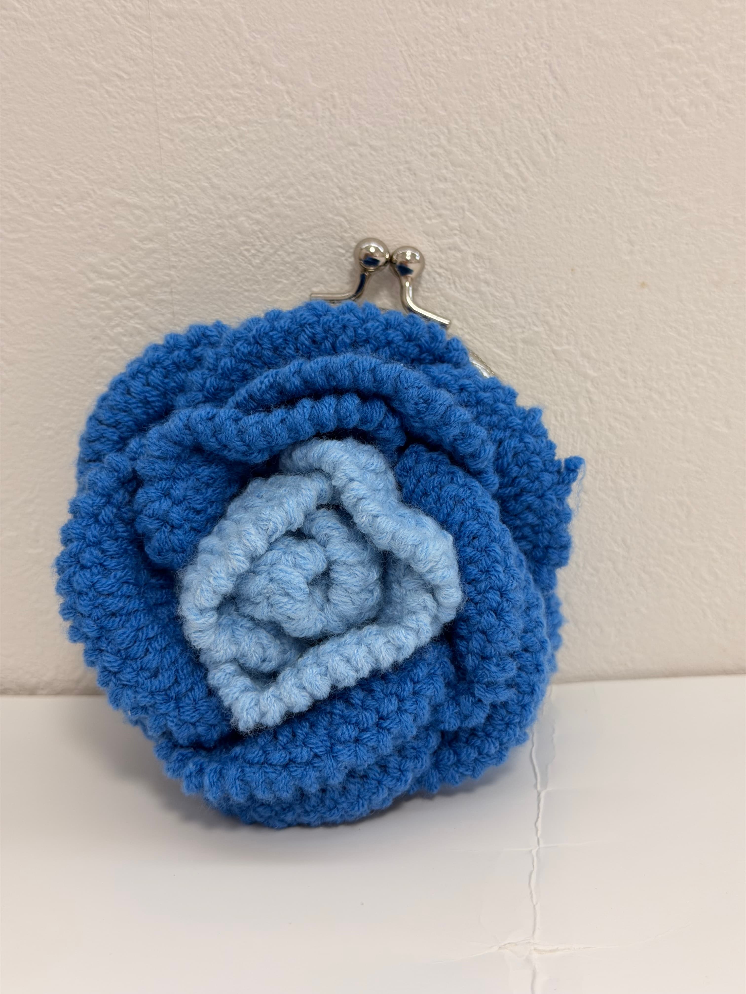 Blue Rose Crochet Kiss Lock Purse